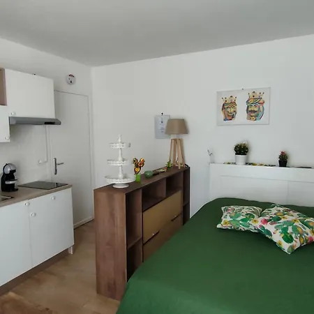 La Camera Di Stella - Ai Normanni 4*